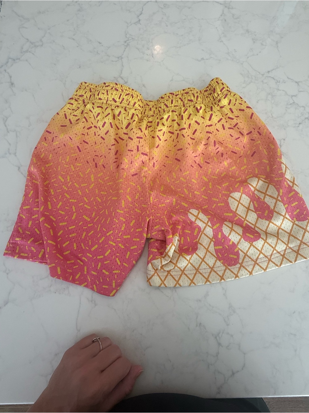 Baseball Lifestyle 101 Shorts - Strawberry Banana - Picture 3 of 4